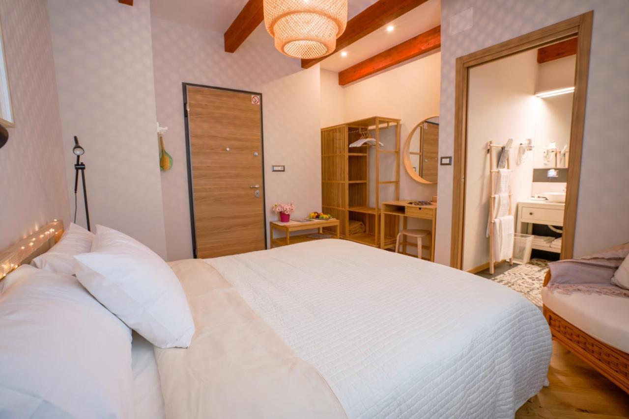 Bed and Breakfast Sa Domo e Giuanne e Giuanna Bosa Esterno foto